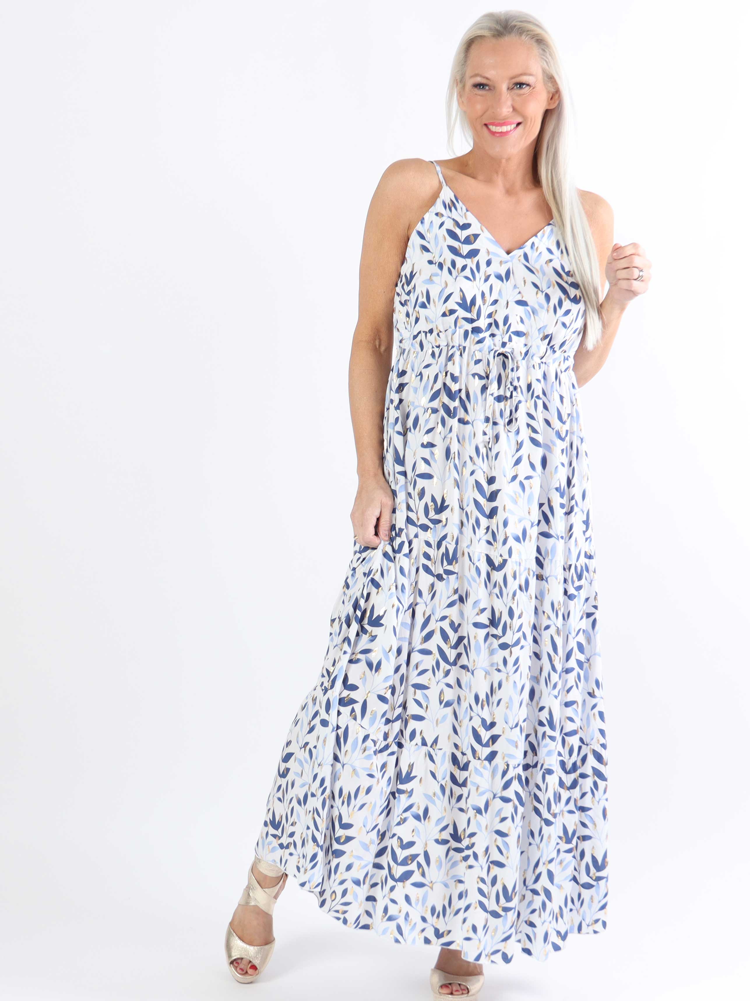 Lucie Leaf - Viskosbandsklänning i plus size med v-ringning